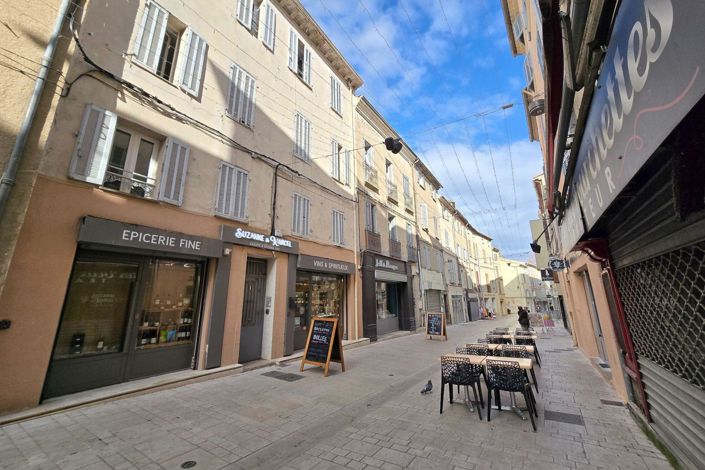 Image No.1-3 Bed Apartment for sale