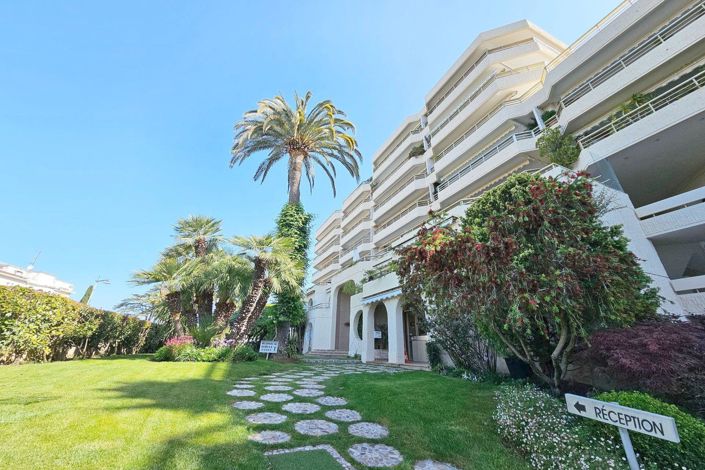 Image No.1-3 Bed Apartment for sale