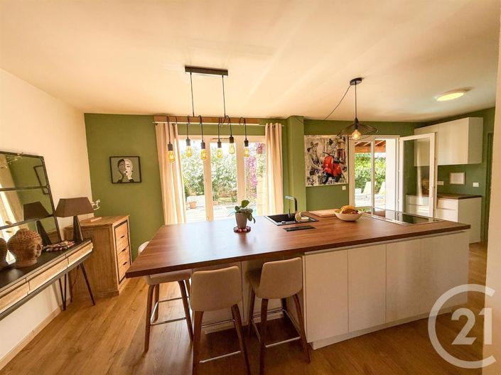 Image No.5-3 Bed House for sale