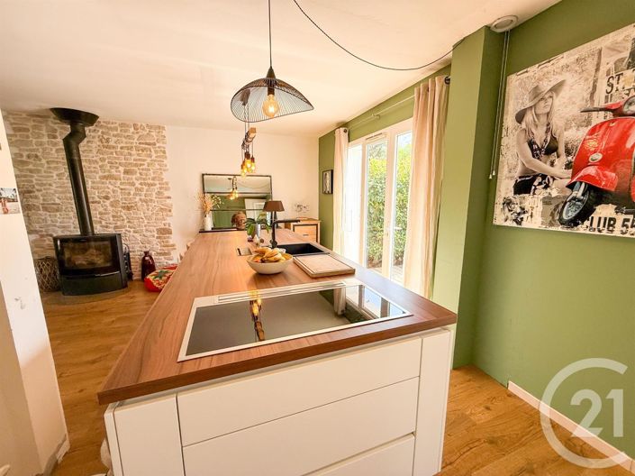 Image No.6-3 Bed House for sale