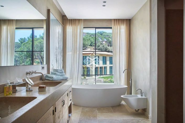 Image No.14-11 Bed House for sale