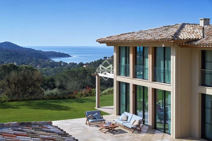 Image No.3-11 Bed House for sale