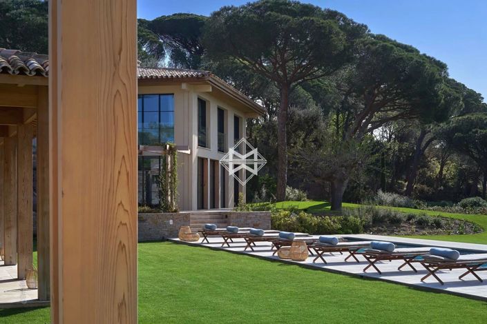 Image No.5-11 Bed House for sale