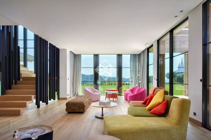 Image No.9-11 Bed House for sale