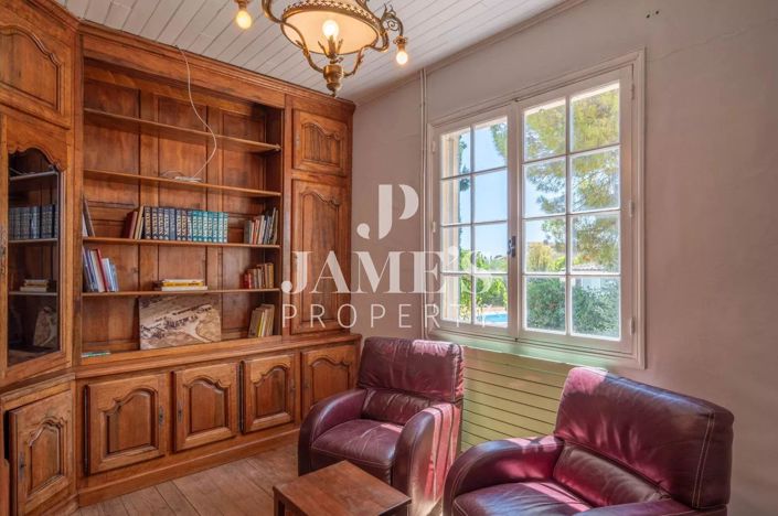 Image No.10-4 Bed House for sale