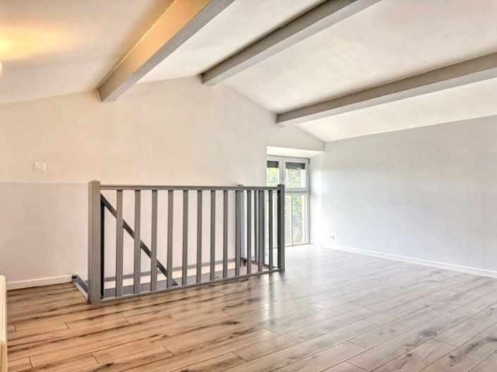 Image No.6-1 Bed House for sale