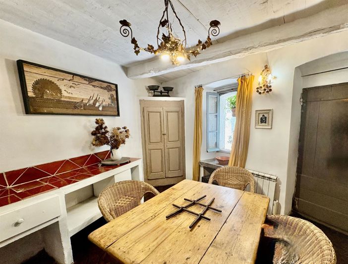 Image No.2-3 Bed House for sale