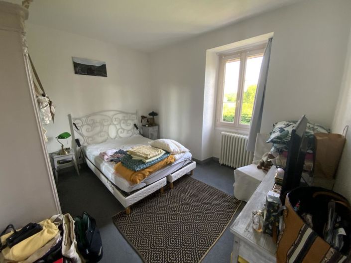 Image No.11-3 Bed House for sale