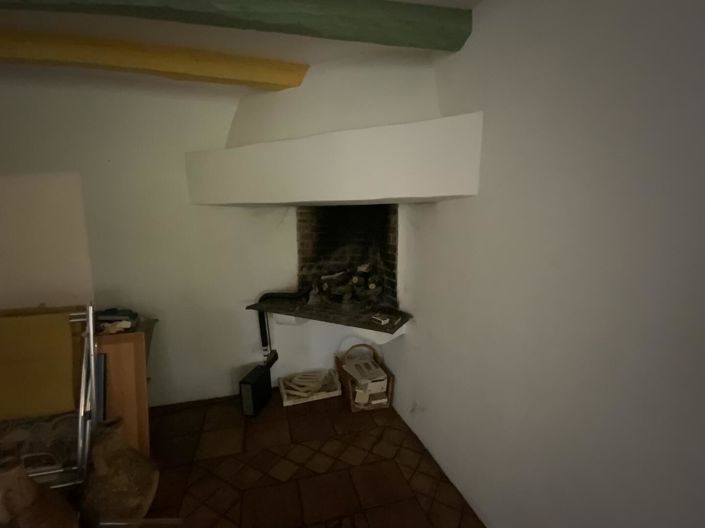 Image No.10-4 Bed House for sale