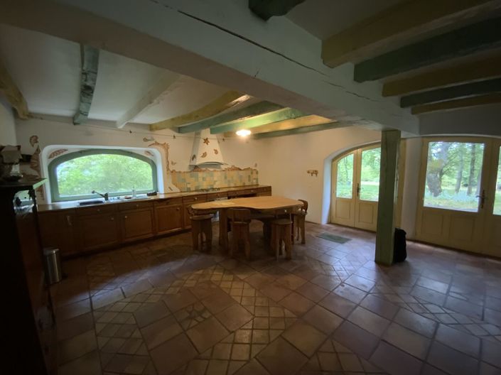 Image No.6-4 Bed House for sale