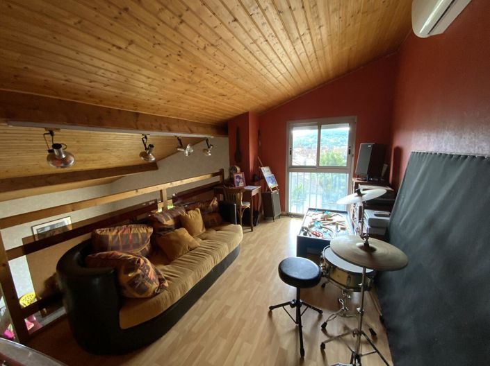 Image No.11-4 Bed House for sale