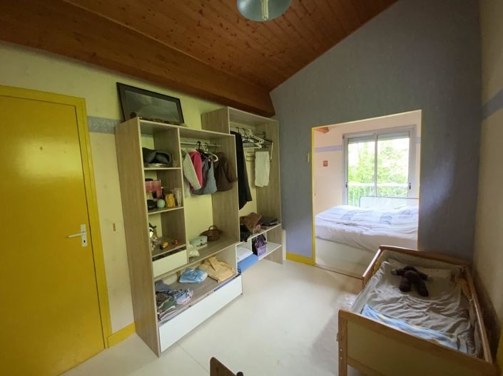 Image No.20-4 Bed House for sale