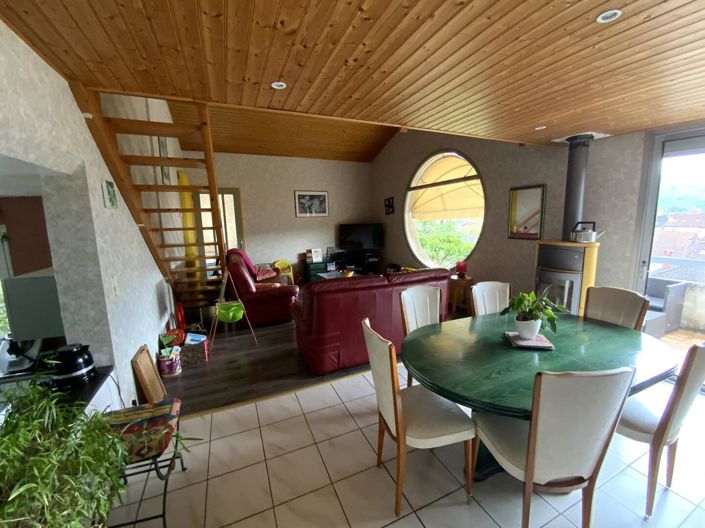 Image No.8-4 Bed House for sale