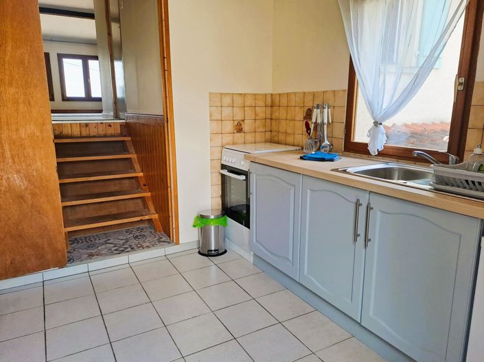 Image No.12-4 Bed House for sale