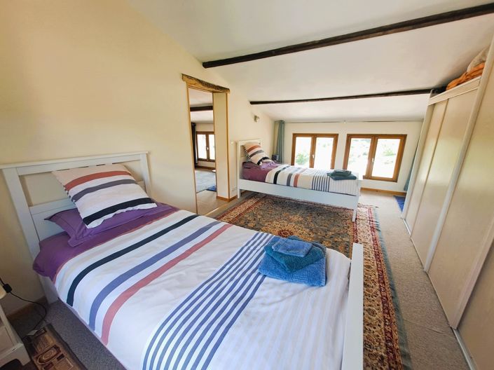 Image No.15-4 Bed House for sale