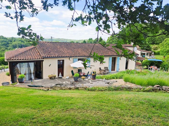 Image No.2-4 Bed House for sale