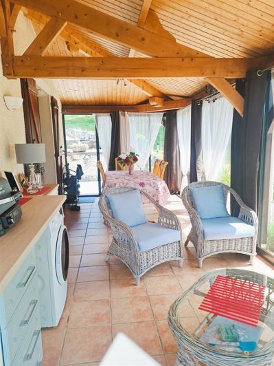 Image No.8-4 Bed House for sale