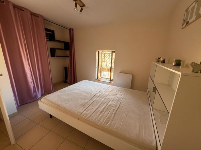 Image No.6-House for sale