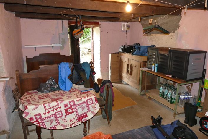 Image No.10-1 Bed House for sale