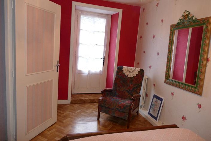 Image No.15-3 Bed House for sale