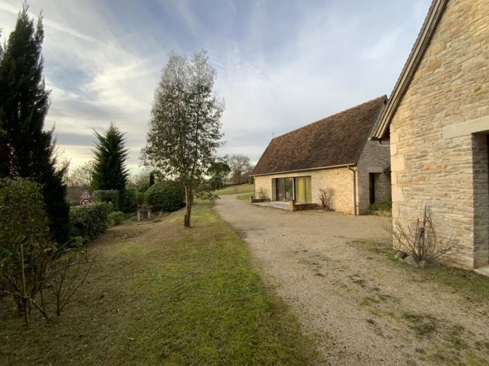 Image No.10-4 Bed House for sale