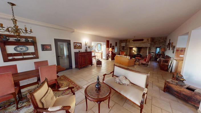 Image No.12-4 Bed House for sale