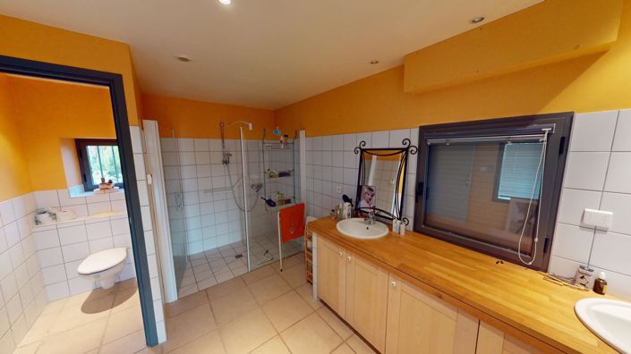 Image No.16-4 Bed House for sale