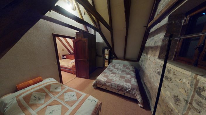 Image No.18-4 Bed House for sale