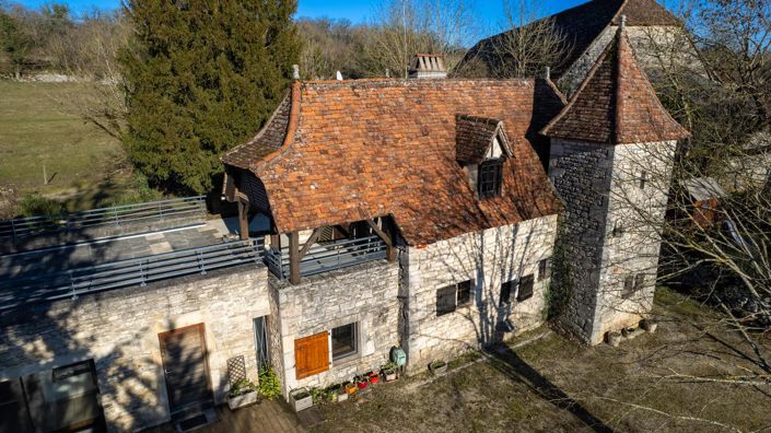 Image No.3-4 Bed House for sale