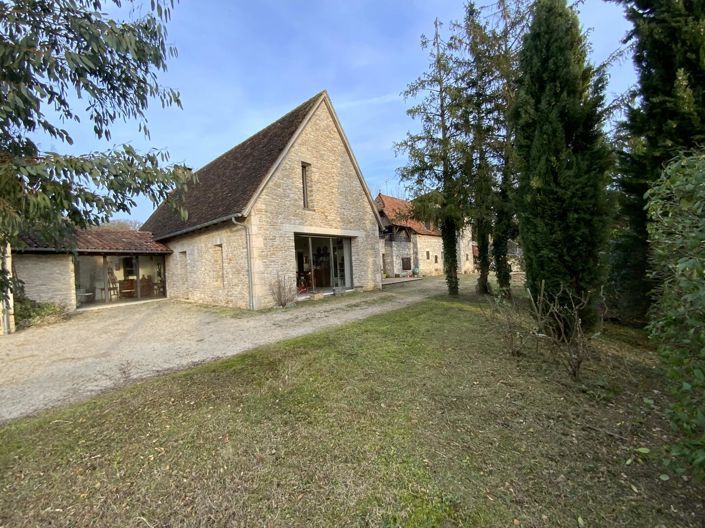 Image No.8-4 Bed House for sale