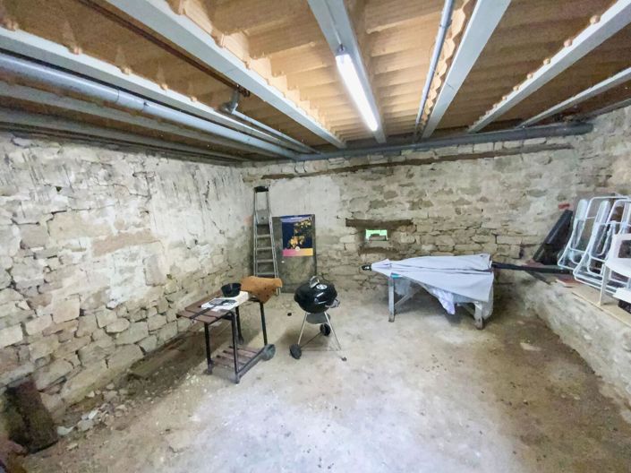 Image No.14-3 Bed House for sale