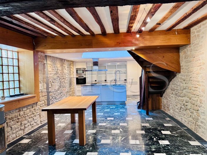 Image No.2-6 Bed House for sale