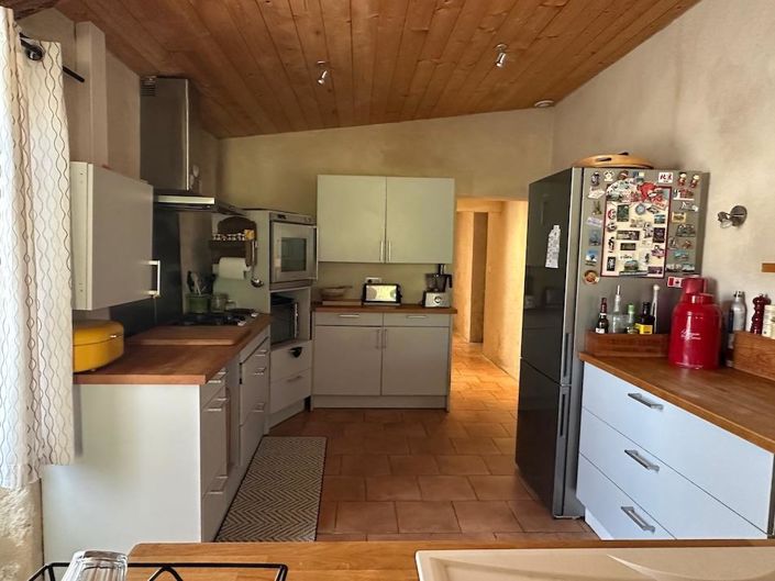 Image No.6-4 Bed House for sale