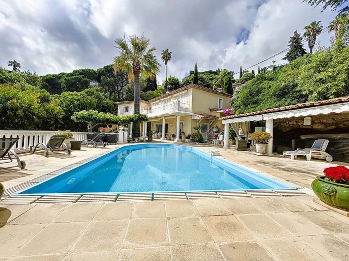 Image No.4-5 Bed House for sale