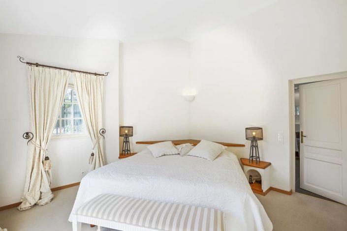 Image No.13-4 Bed House for sale