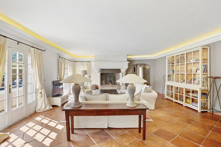 Image No.7-4 Bed House for sale