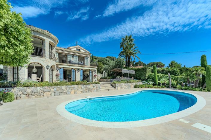 Image No.26-5 Bed House for sale