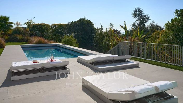 Image No.10-4 Bed House for sale