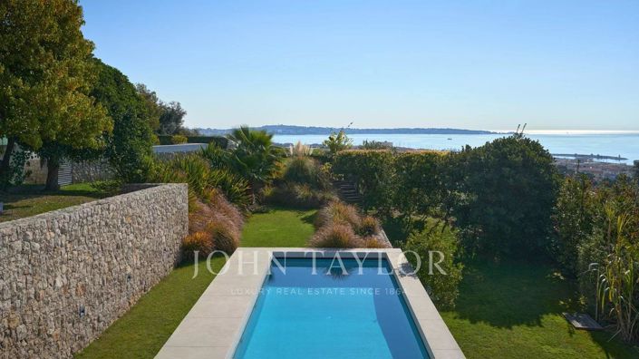 Image No.11-4 Bed House for sale