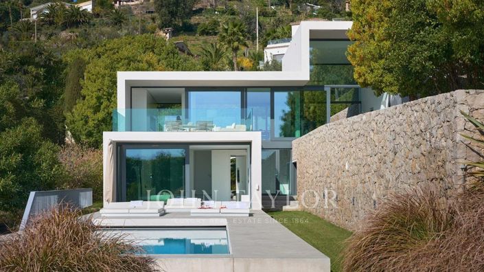 Image No.3-4 Bed House for sale