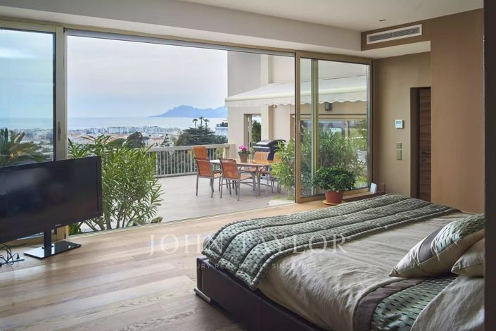 Image No.7-4 Bed Apartment for sale