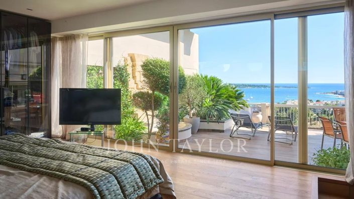 Image No.8-4 Bed Apartment for sale