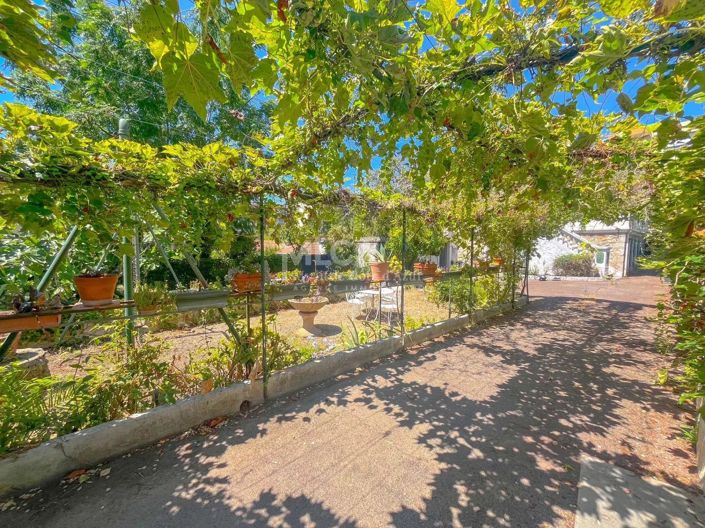 Image No.4-4 Bed House for sale