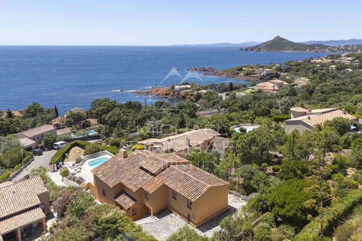 Image No.3-3 Bed House for sale