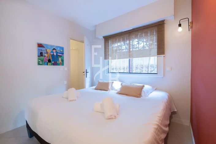 Image No.14-2 Bed Apartment for sale