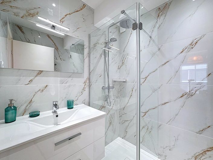 Image No.19-2 Bed Apartment for sale