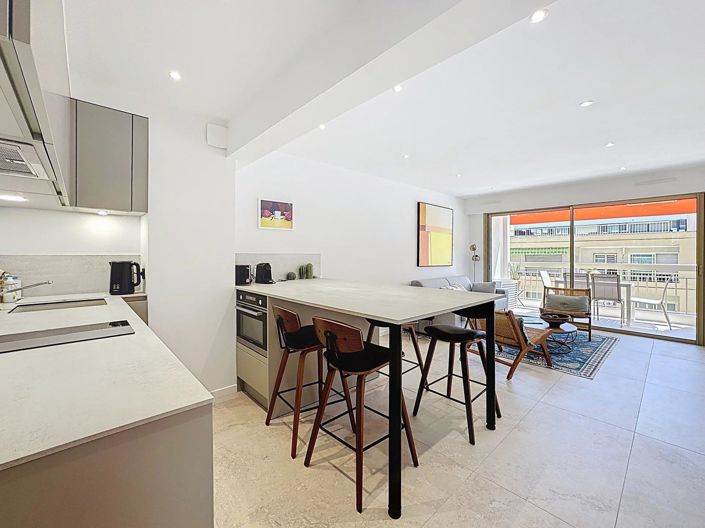 Image No.4-2 Bed Apartment for sale