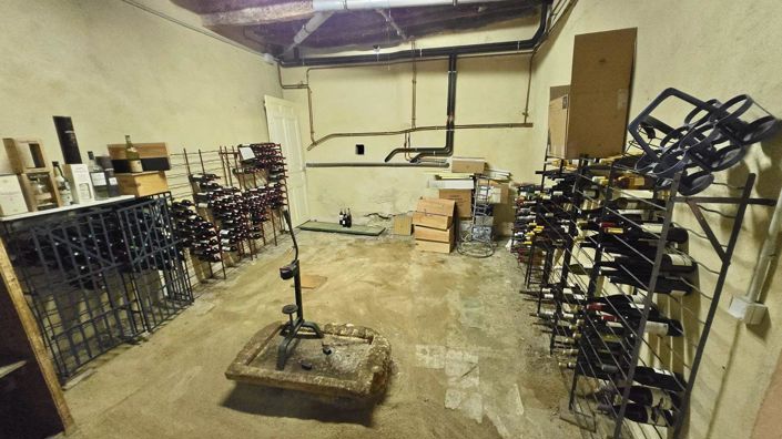 Image No.17-3 Bed House for sale