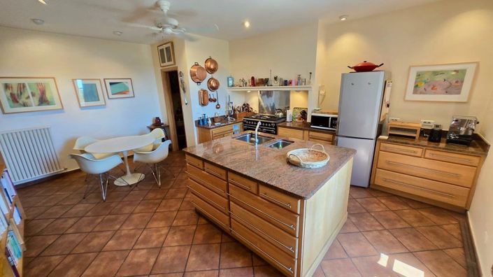 Image No.9-3 Bed House for sale