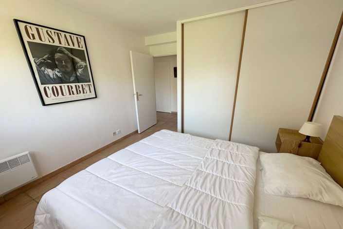 Image No.10-3 Bed Apartment for sale